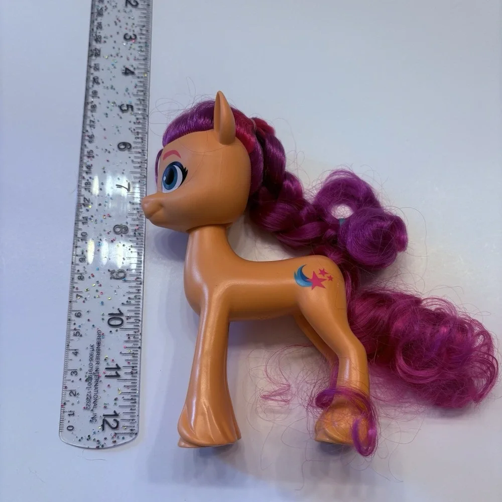 Hasbro 2021 My Little Pony Sunny Starscout New Generation‎ Orange Horse Figure